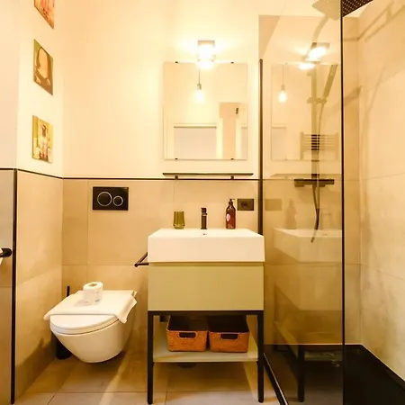 Apartment La Casa Di Dora By Buddyrent Rom